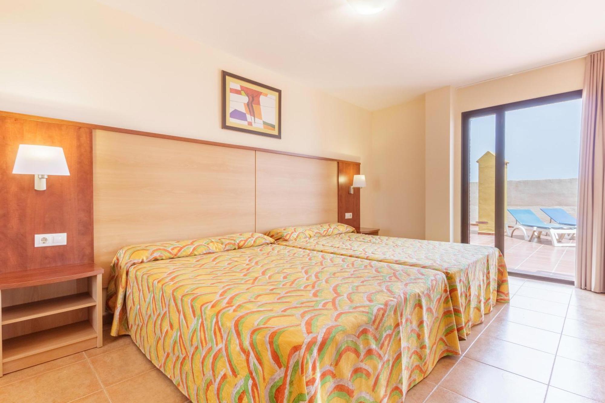 Apartamentos Best Alcazar La Herradura  Exterior foto
